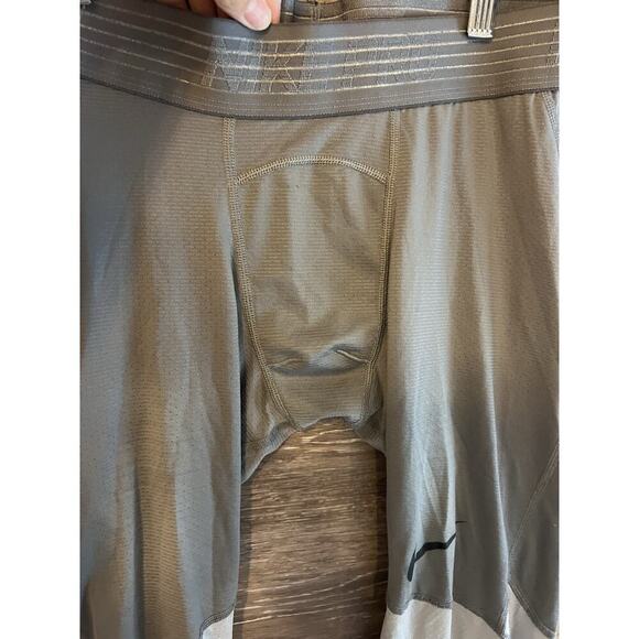 Nike Men’s Pro Hypercool 3/4 Length Tight pants Gray Size M leggings - Picture 2 of 10